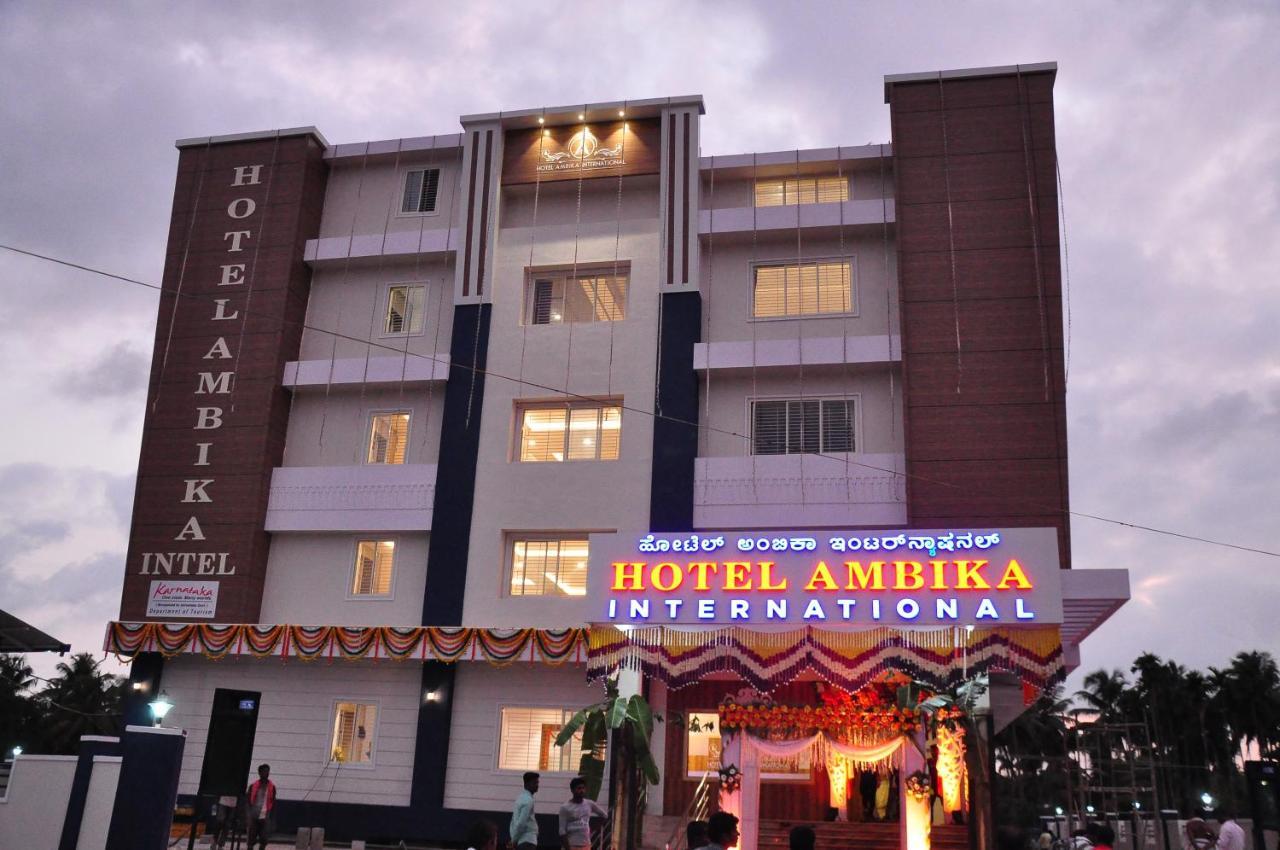 Hotel Ambika International Byndoor Bainduru Exterior foto