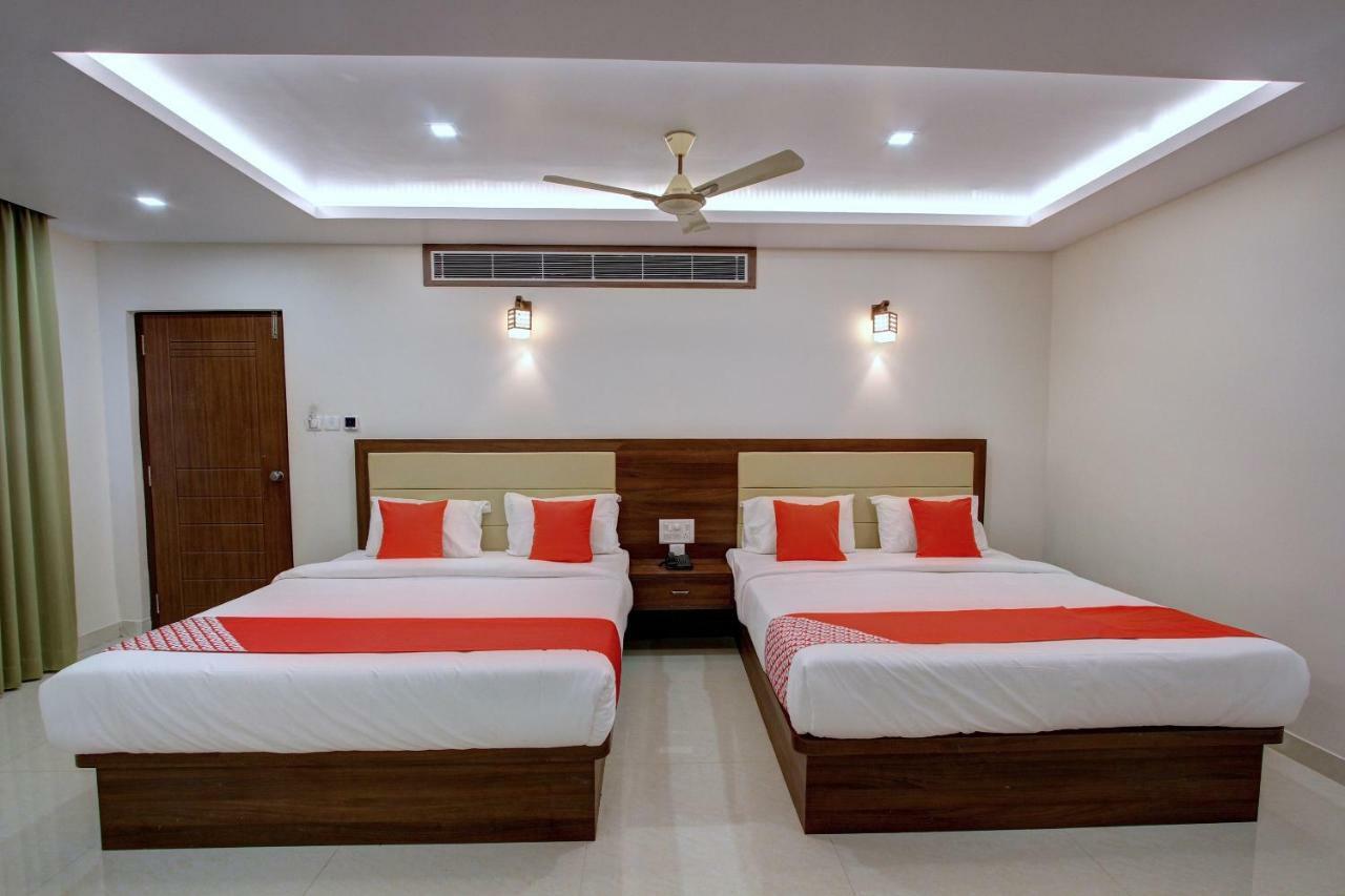 Hotel Ambika International Byndoor Bainduru Exterior foto