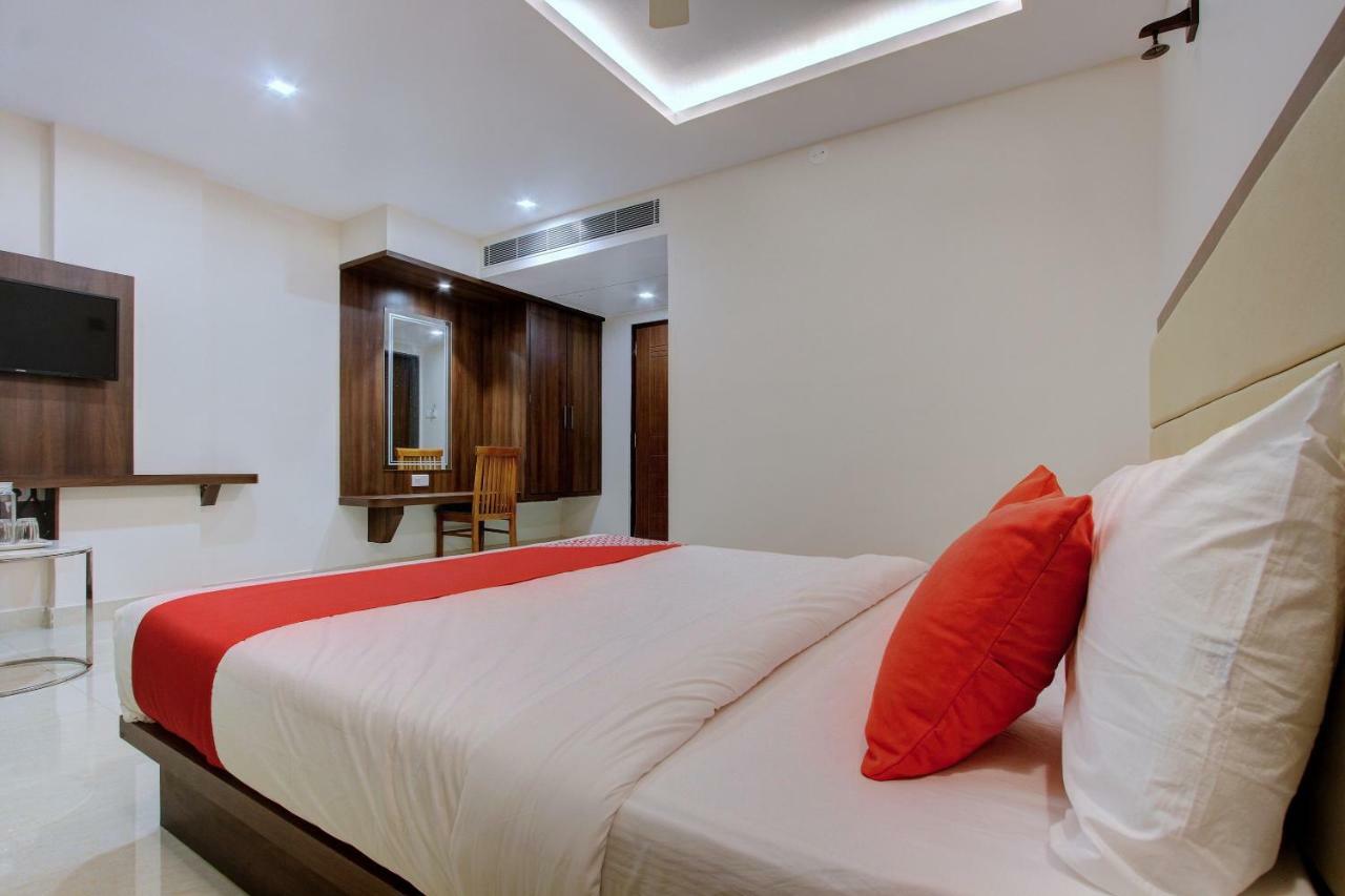 Hotel Ambika International Byndoor Bainduru Exterior foto