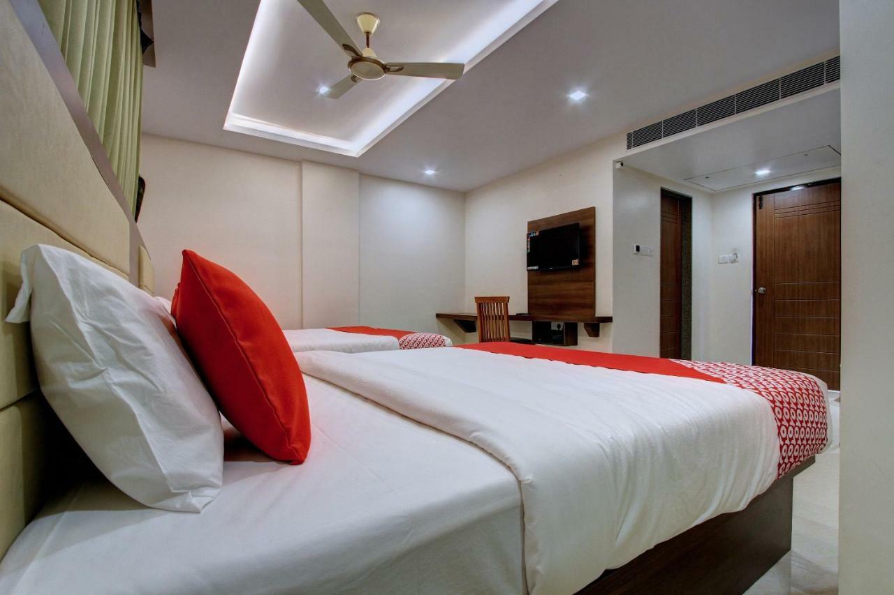 Hotel Ambika International Byndoor Bainduru Exterior foto